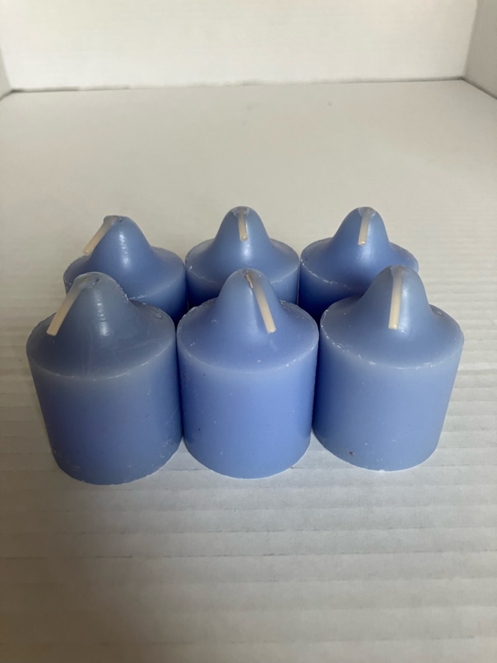 PartyLite Wild Lavender Votive Candle Set - 6 Pack with box - Picture 4 of 14